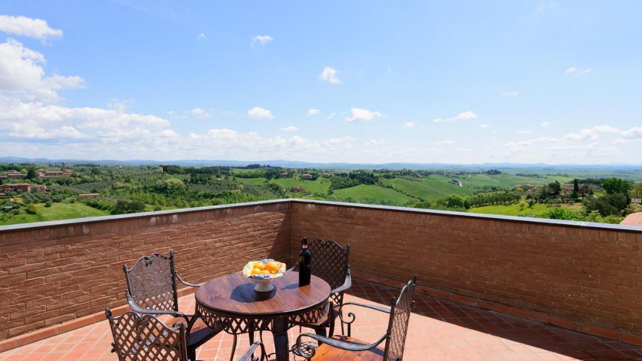 Luglie 360° panoramic terrace Apartment Siena Exterior foto